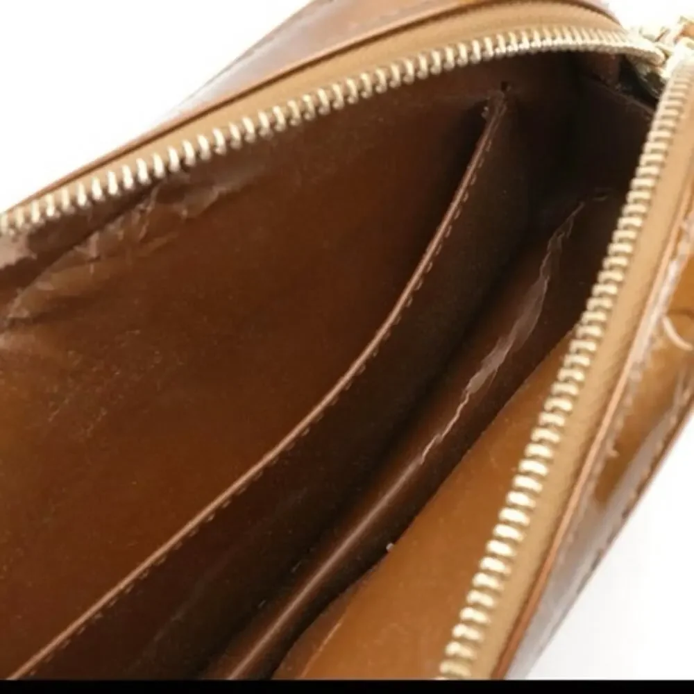 Authenticated Louis Vuitton Christie MM Crossbody in Bronze - Picture 6 of 10